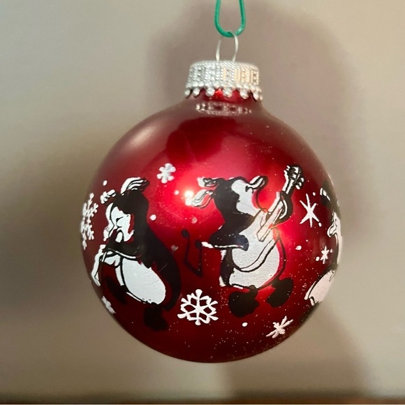 4 Vintage red Glass Christmas Ornament
Balls with Penguins playing instruments - Picture 4 of 8